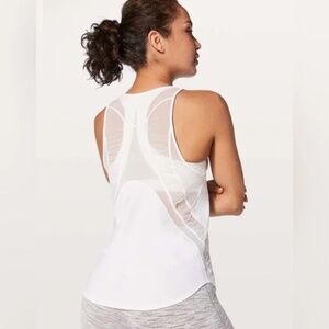 Lululemon Sculpt Tank II Gather Up in White 6
Reposted. This fits like 6-8